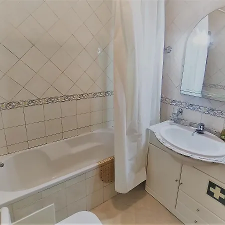 Vivenda Ferias Манта-Рота